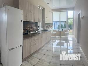 Дом 80м², 3-этажный, посуточно, 