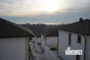 Коттедж 150м&sup2;, 2-этажный, на длительный срок, 