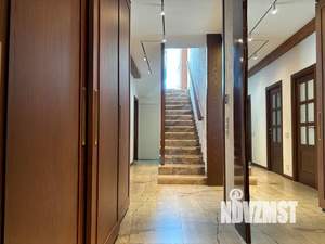 Дом 180м&sup2;, 2-этажный, посуточно, 