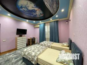 Дом 200м², 2-этажный, посуточно, 