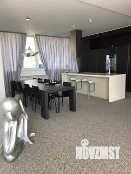 Коттедж 500м², 2-этажный, на длительный срок, 