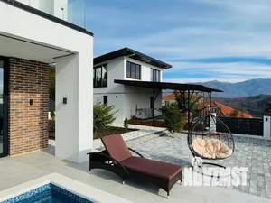 Дом 230м&sup2;, 2-этажный, посуточно, 