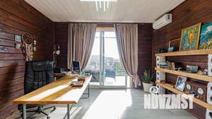 Дом 160м&sup2;, 3-этажный, посуточно, 