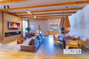 Дом 240м², 2-этажный, посуточно, 