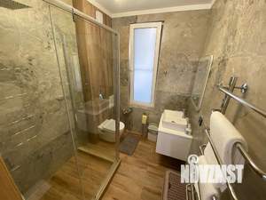 Дом 220м&sup2;, 3-этажный, посуточно, 