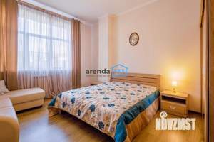 Таунхаус 200м², 2-этажный, на длительный срок, 