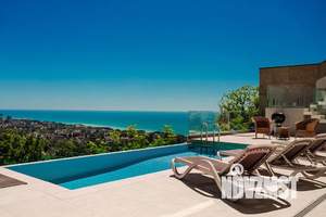 Дом 250м&sup2;, 2-этажный, посуточно, 