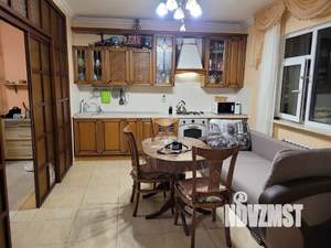 Дом 110м&sup2;, 2-этажный, посуточно, 