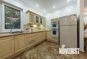 Дом 400м², 3-этажный, посуточно, 