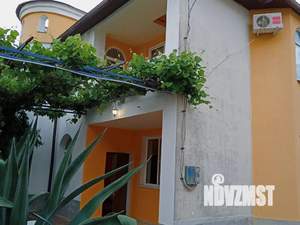 Дом 180м&sup2;, 2-этажный, посуточно, 