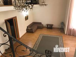 Дом 375м², 3-этажный, на длительный срок, 