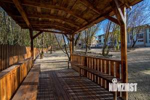 Таунхаус 140м&sup2;, 3-этажный, на длительный срок, 