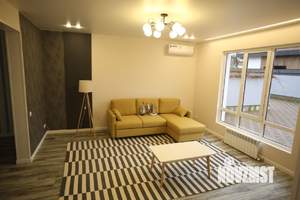 Дом 130м&sup2;, 2-этажный, на длительный срок, 