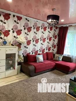 Дом 90м&sup2;, 3-этажный, посуточно, 