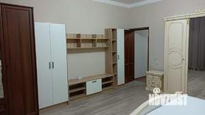 Дом 200м², 2-этажный, на длительный срок, 