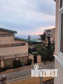 Дом 280м&sup2;, 3-этажный, посуточно, 