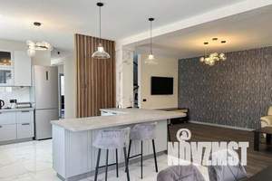 Дом 350м², 2-этажный, посуточно, 