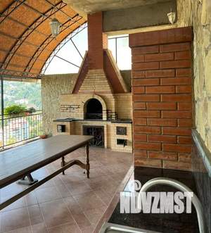 Дом 250м&sup2;, 2-этажный, посуточно, 