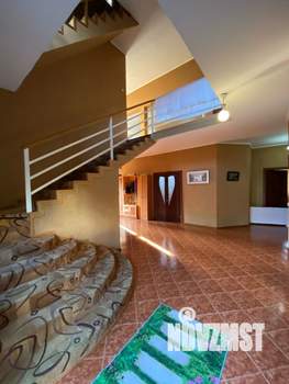 Дом 360м², 2-этажный, посуточно, 