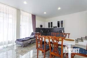 Дом 250м², 2-этажный, посуточно, 