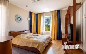 Коттедж 600м², 4-этажный, на длительный срок, 