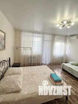 Дом 240м², 2-этажный, посуточно, 