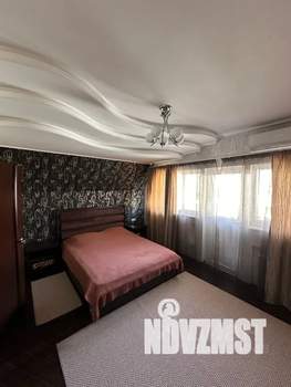 Дом 195м&sup2;, 4-этажный, посуточно, 