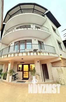 Дом 620м², 3-этажный, посуточно, 