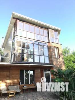 Дом 300м², 3-этажный, посуточно, 