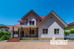 Дом 383м², 2-этажный, посуточно, 