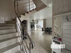 Коттедж 120м², 2-этажный, на длительный срок, 