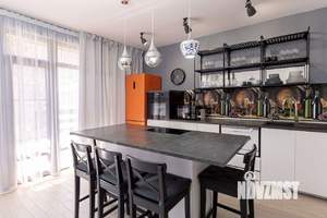 Дом 100м&sup2;, 2-этажный, посуточно, 