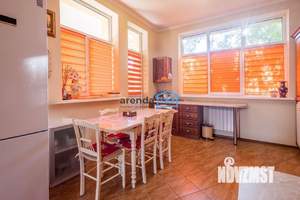 Таунхаус 200м², 2-этажный, на длительный срок, 