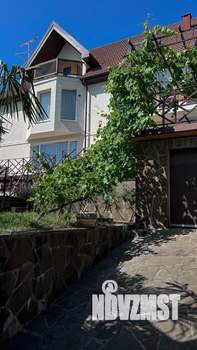 Коттедж 260м², 3-этажный, на длительный срок, 