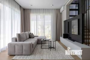 Коттедж 240м², 3-этажный, на длительный срок, 