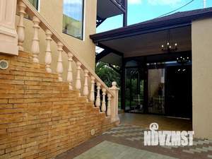 Дом 150м&sup2;, 3-этажный, посуточно, 