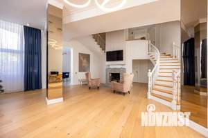 Дом 450м², 3-этажный, посуточно, 