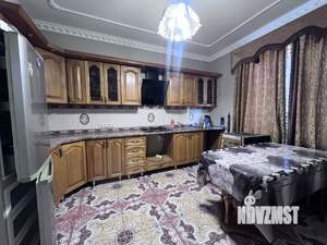 Дом 270м², 3-этажный, на длительный срок, 
