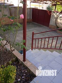 Дом 80м², 2-этажный, на длительный срок, 