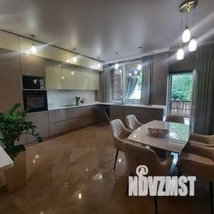 Дом 100м², 1-этажный, посуточно, 