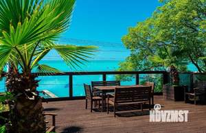 Коттедж 600м², 4-этажный, на длительный срок, 