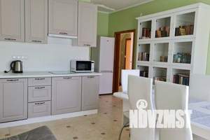 Дом 72м², 2-этажный, посуточно, 