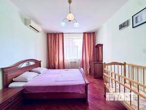 Таунхаус 225м², 2-этажный, на длительный срок, 