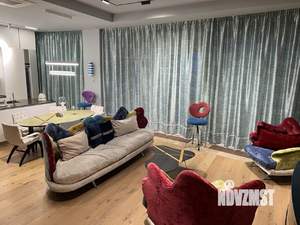 Таунхаус 160м², 3-этажный, на длительный срок, 