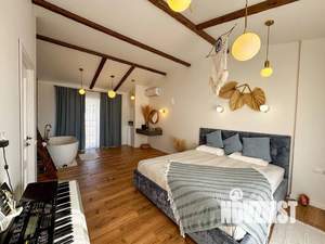 Дом 130м², 3-этажный, посуточно, 