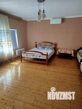 Дом 300м², 2-этажный, на длительный срок, 