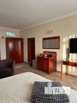 Дом 1000м², 3-этажный, посуточно, 