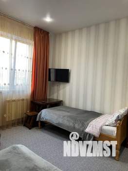 Дом 56м&sup2;, 3-этажный, посуточно, 