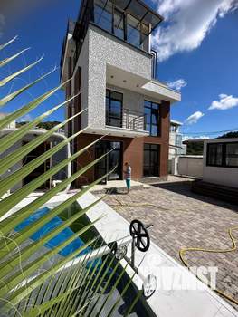 Дом 160м&sup2;, 4-этажный, посуточно, 