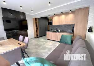 Дом 105м&sup2;, 3-этажный, посуточно, 